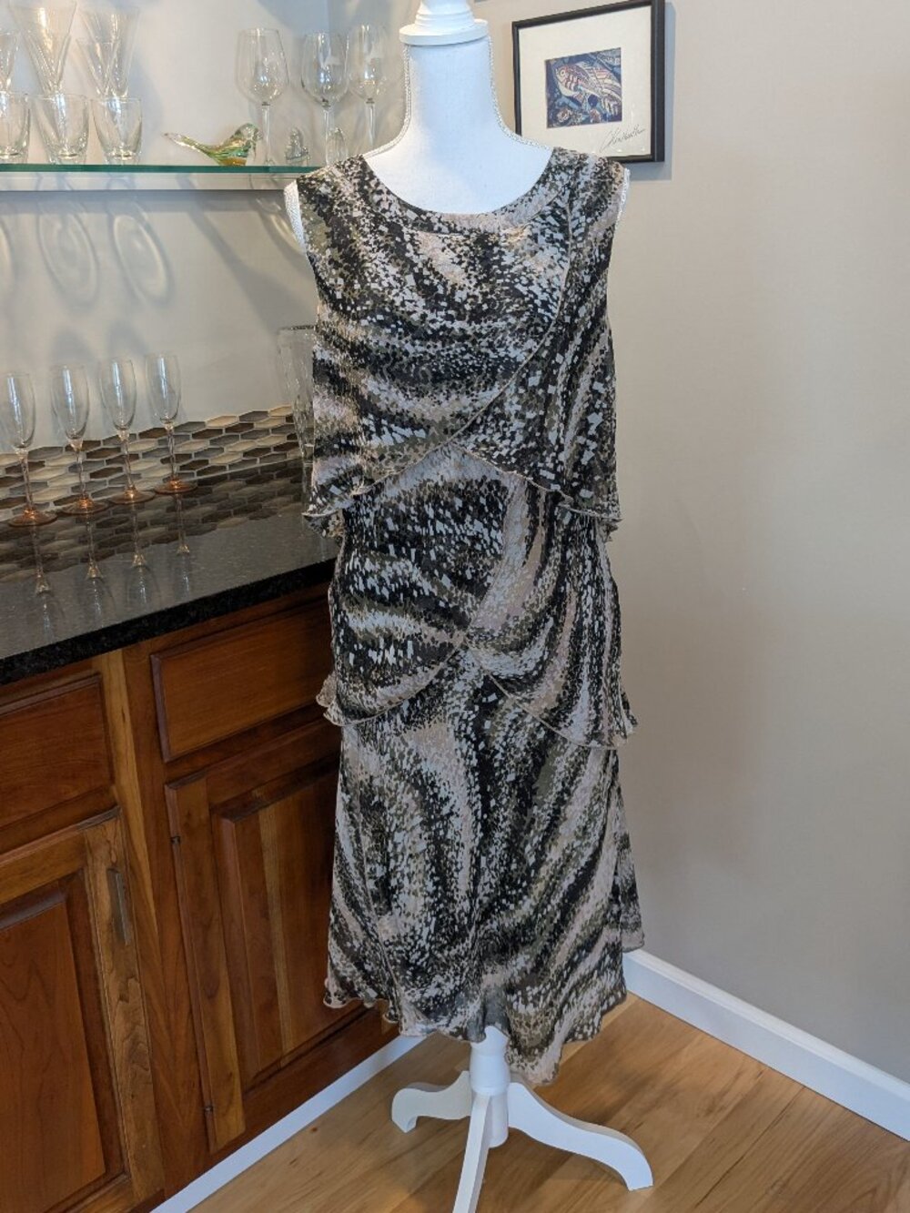 Effortless Elegance: Mark Zunino Printed Tiered Dress (Size M - Taupe Combo)